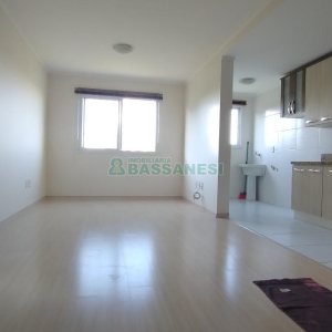 Apartamento com 54m², 2 dormitórios, 1 vaga, no bairro Salgado Filho em Caxias do Sul para Comprar