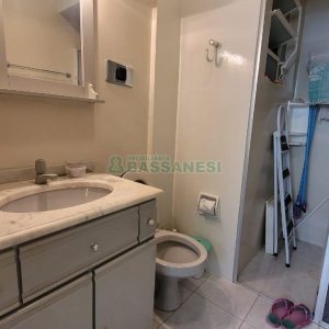 Apartamento com 30m², 1 dormitório, no bairro Centro em Caxias do Sul para Alugar