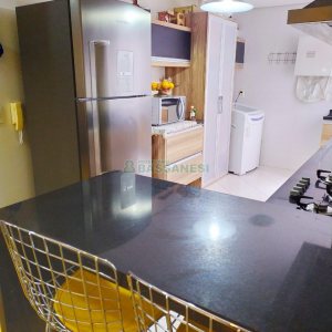 Apartamento com 82m², 2 dormitórios, 2 vagas, no bairro Medianeira em Caxias do Sul para Comprar