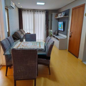 Apartamento com 82m², 2 dormitórios, 2 vagas, no bairro Medianeira em Caxias do Sul para Comprar