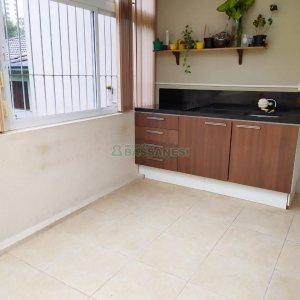 Apartamento com 82m², 2 dormitórios, 2 vagas, no bairro Medianeira em Caxias do Sul para Comprar