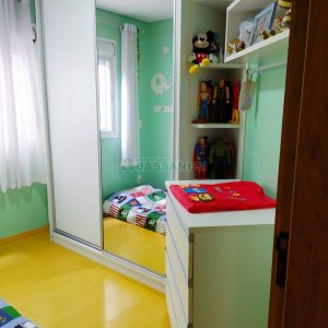 Apartamento com 82m², 2 dormitórios, 2 vagas, no bairro Medianeira em Caxias do Sul para Comprar