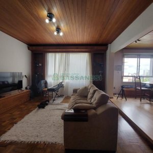 Apartamento com 99m², 2 dormitórios, 1 vaga, no bairro Centro em Caxias do Sul para Comprar