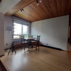 Apartamento com 99m², 2 dormitórios, 1 vaga, no bairro Centro em Caxias do Sul para Comprar