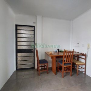Apartamento com 99m², 2 dormitórios, 1 vaga, no bairro Centro em Caxias do Sul para Comprar