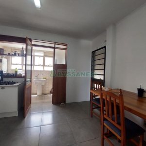 Apartamento com 99m², 2 dormitórios, 1 vaga, no bairro Centro em Caxias do Sul para Comprar