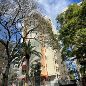 Apartamento com 99m², 2 dormitórios, 1 vaga, no bairro Centro em Caxias do Sul para Comprar