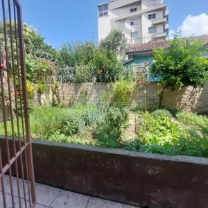 Casa com 178m², 3 dormitórios, 1 vaga, no bairro Pio X em Caxias do Sul para Comprar