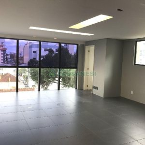 Sala com 65m², no bairro Rio Branco em Caxias do Sul para Alugar