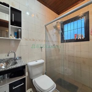 Casa com 630m², 3 dormitórios, 4 vagas, no bairro São Cristóvão em Caxias do Sul para Comprar