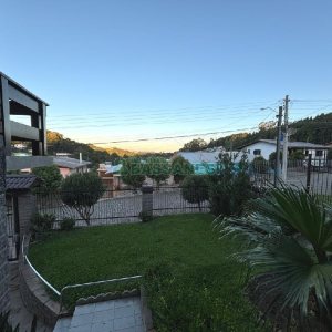 Casa com 630m², 3 dormitórios, 4 vagas, no bairro São Cristóvão em Caxias do Sul para Comprar