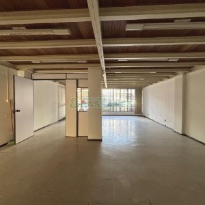 Loja com 285m², no bairro Centro em Caxias do Sul para Alugar ou Comprar