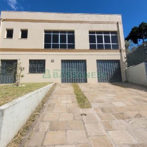 Pavilhão com 262m², 2 vagas, no bairro Planalto em Caxias do Sul para Alugar
