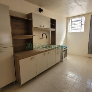 Pavilhão com 262m², 2 vagas, no bairro Planalto em Caxias do Sul para Alugar