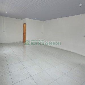 Loja com 55m², no bairro São Leopoldo em Caxias do Sul para Alugar