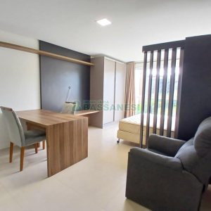 Apto Mobiliado com 43m², 1 dormitório, 1 vaga, no bairro Petrópolis em Caxias do Sul para Alugar