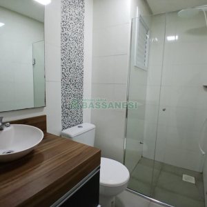 Apto Mobiliado com 43m², 1 dormitório, 1 vaga, no bairro Petrópolis em Caxias do Sul para Alugar