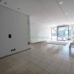 Loja com 268m², no bairro Centro em Caxias do Sul para Alugar