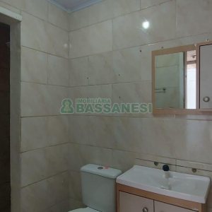 Pavilhão com 401m², no bairro Sagrada Família em Caxias do Sul para Comprar