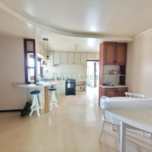 Apto/Cobertura com 285m², 5 dormitórios, 4 vagas, no bairro Panazzolo em Caxias do Sul para Comprar