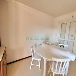 Apto/Cobertura com 285m², 5 dormitórios, 4 vagas, no bairro Panazzolo em Caxias do Sul para Comprar