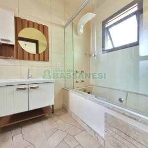 Apto/Cobertura com 285m², 5 dormitórios, 4 vagas, no bairro Panazzolo em Caxias do Sul para Comprar