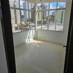 Apto/Cobertura com 285m², 5 dormitórios, 4 vagas, no bairro Panazzolo em Caxias do Sul para Comprar