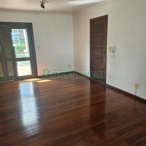 Apto/Cobertura com 285m², 5 dormitórios, 4 vagas, no bairro Panazzolo em Caxias do Sul para Comprar