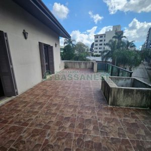 Apto/Cobertura com 285m², 5 dormitórios, 4 vagas, no bairro Panazzolo em Caxias do Sul para Comprar