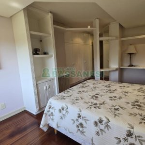 Apartamento com 375m², 3 dormitórios, 4 vagas, no bairro Madureira em Caxias do Sul para Comprar