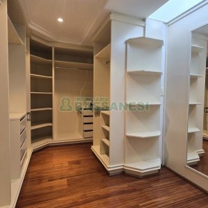 Apartamento com 375m², 3 dormitórios, 4 vagas, no bairro Madureira em Caxias do Sul para Comprar