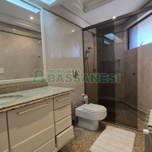 Apartamento com 375m², 3 dormitórios, 4 vagas, no bairro Madureira em Caxias do Sul para Comprar