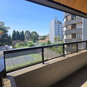 Apartamento com 375m², 3 dormitórios, 4 vagas, no bairro Madureira em Caxias do Sul para Comprar