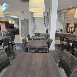 Apartamento com 375m², 3 dormitórios, 4 vagas, no bairro Madureira em Caxias do Sul para Comprar