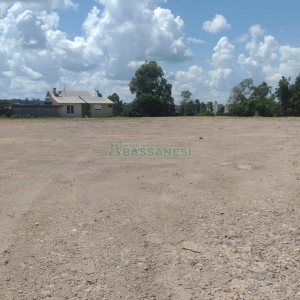 Terreno com 7808m², no bairro Marechal Floriano em Caxias do Sul para Comprar