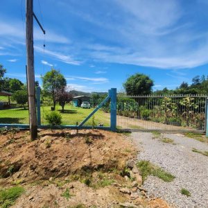 Chácara com 150m², 3 dormitórios, no bairro Apanhador em Caxias do Sul para Comprar