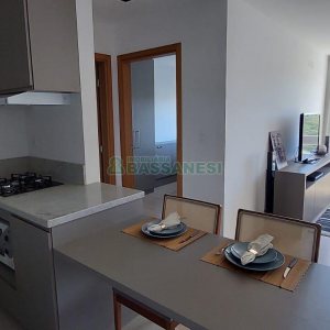 Apto Mobiliado com 50m², 1 dormitório, 1 vaga, no bairro Madureira em Caxias do Sul para Alugar