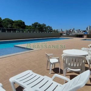 Apto Mobiliado com 50m², 1 dormitório, 1 vaga, no bairro Madureira em Caxias do Sul para Alugar