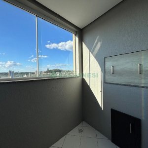 Apartamento com 58m², 2 dormitórios, 1 vaga, no bairro Santa Lúcia em Caxias do Sul para Alugar