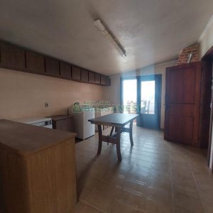 Casa Mobiliada com 370m², 5 dormitórios, 4 vagas, no bairro Nossa Senhora de Lourdes em Caxias do Sul para Alugar