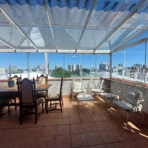 Casa Mobiliada com 370m², 5 dormitórios, 4 vagas, no bairro Nossa Senhora de Lourdes em Caxias do Sul para Alugar