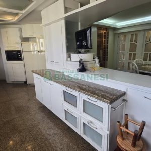 Apto Mobiliado com 374m², 3 dormitórios, 4 vagas, no bairro Madureira em Caxias do Sul para Alugar ou Comprar