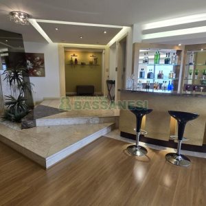 Apto Mobiliado com 374m², 3 dormitórios, 4 vagas, no bairro Madureira em Caxias do Sul para Alugar ou Comprar