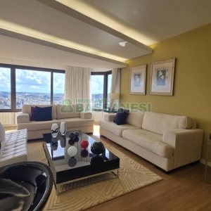 Apto Mobiliado com 374m², 3 dormitórios, 4 vagas, no bairro Madureira em Caxias do Sul para Alugar ou Comprar