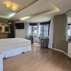 Apto Mobiliado com 374m², 3 dormitórios, 4 vagas, no bairro Madureira em Caxias do Sul para Alugar ou Comprar