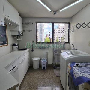 Apto Mobiliado com 374m², 3 dormitórios, 4 vagas, no bairro Madureira em Caxias do Sul para Alugar ou Comprar