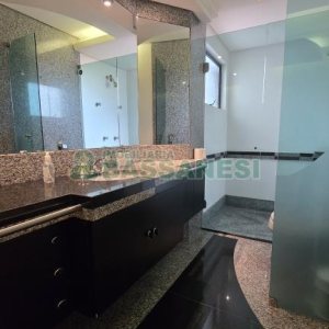 Apto Mobiliado com 374m², 3 dormitórios, 4 vagas, no bairro Madureira em Caxias do Sul para Alugar ou Comprar