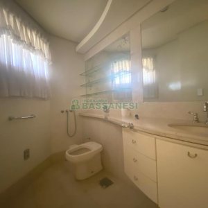 Apto Mobiliado com 374m², 3 dormitórios, 4 vagas, no bairro Madureira em Caxias do Sul para Alugar ou Comprar