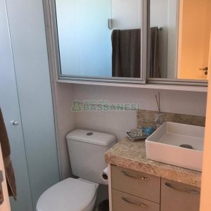Apartamento com 53m², 2 dormitórios, 1 vaga, no bairro Santa Lúcia em Caxias do Sul para Comprar