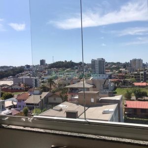 Apartamento com 53m², 2 dormitórios, 1 vaga, no bairro Santa Lúcia em Caxias do Sul para Comprar